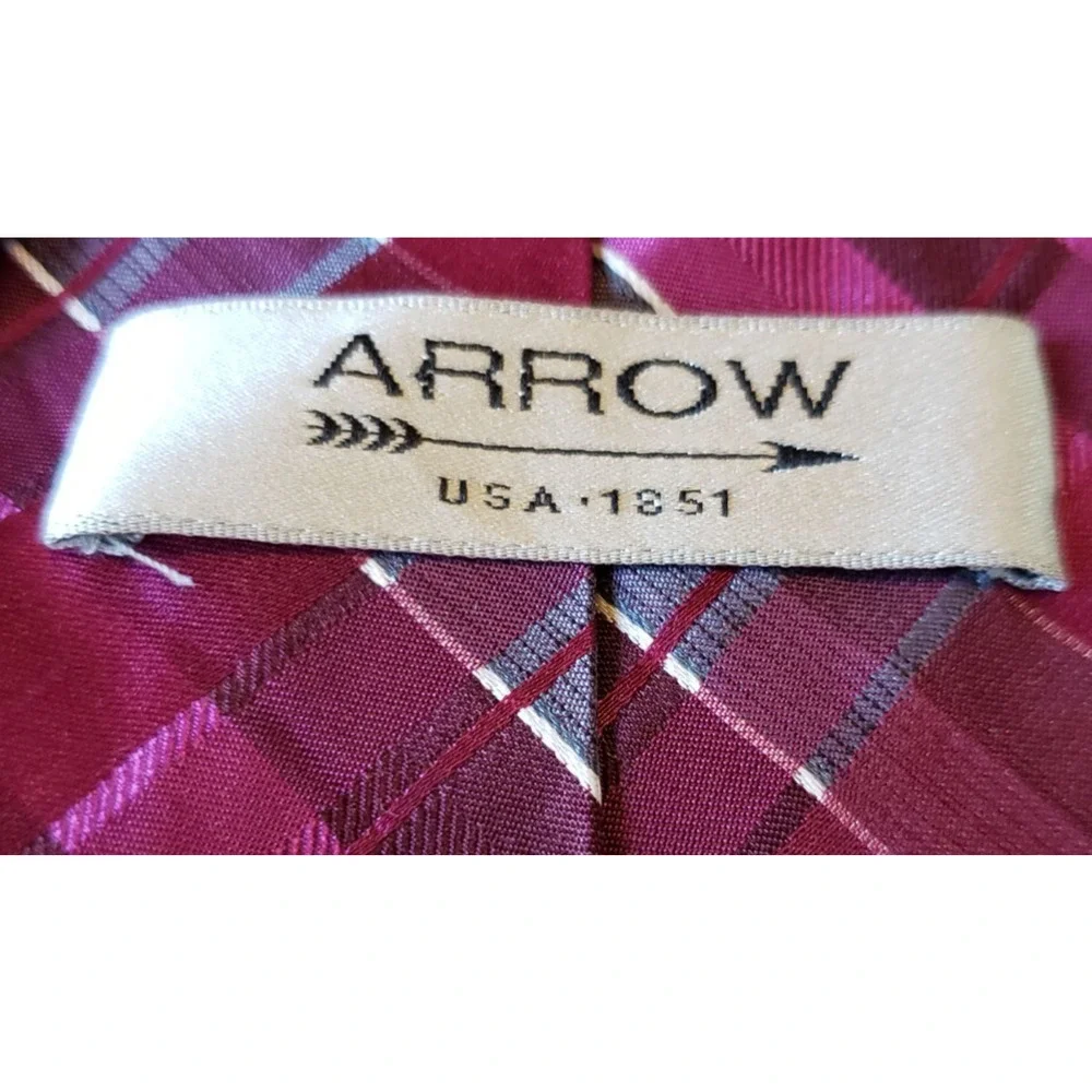 Arrow Red and Blue Square Geometric Pattern Silk Men's Necktie Tie